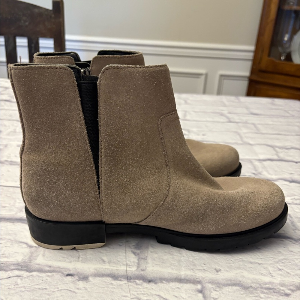 Sorel Tan Ankle Boots